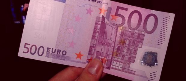 Arriva il bonus da 500 euro Miur per i docenti Arriva il bonus da 500 euro Miur per i docenti