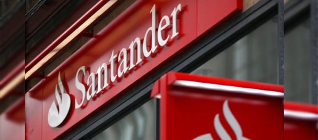 Banco Santander tem mais de mil vagas abertas. Banco Santander tem mais de mil vagas abertas.