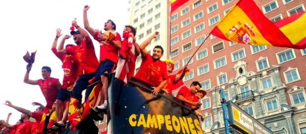 España ganó a Ucrania y defenderá el título España ganó a Ucrania y defenderá el título