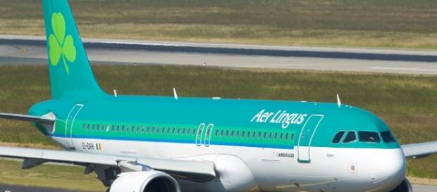 Jovem morre em voo da Aer Lingus Jovem morre em voo da Aer Lingus