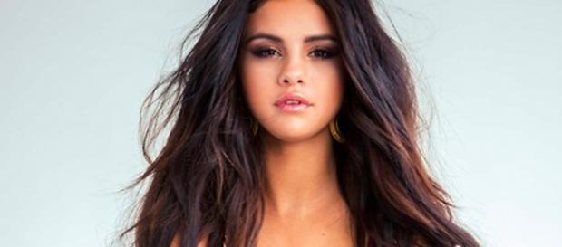 Selena Gomez falou sobre a sua vida privada. Selena Gomez falou sobre a sua vida privada.