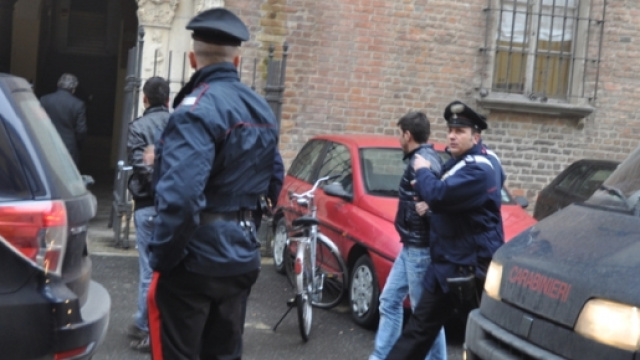 I carabinieri in azione durante il blitz