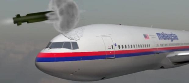 Animaţia rachetei care a doborât avionul MH17 Animaţia rachetei care a doborât avionul MH17