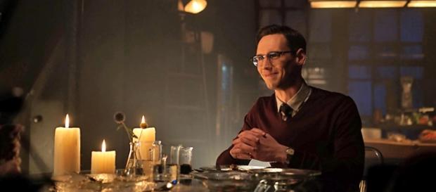Edward Nygma in Gotham 2x04 'Strike Force' Edward Nygma in Gotham 2x04 'Strike Force'