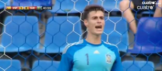 Kepa haciendo en un lanzamiento de puerta Kepa haciendo en un lanzamiento de puerta