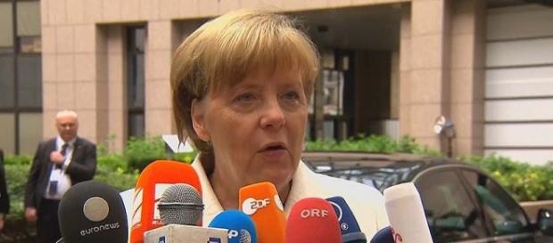 Merkel impune măsuri severe românilor Merkel impune măsuri severe românilor