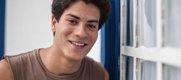 Arthur Aguiar é Gustavo em 'Não Se Apega Não' Arthur Aguiar é Gustavo em 'Não Se Apega Não'