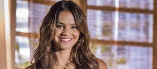 Bruna Marquezine é Mari em 'I Love Paraisópolis' Bruna Marquezine é Mari em 'I Love Paraisópolis'