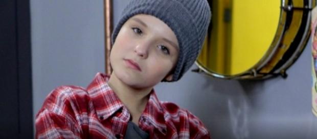 Larissa Manoela viverá menino em novela Larissa Manoela viverá menino em novela