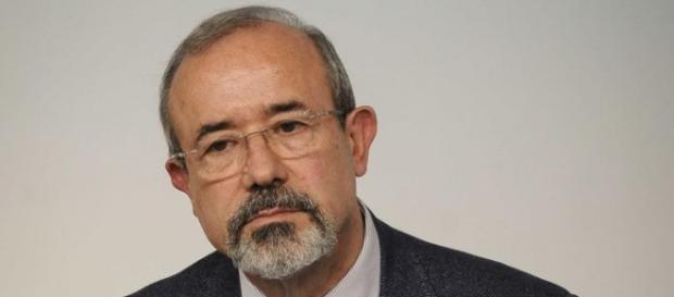 Carmelo Barbagallo, segretario della Uil Carmelo Barbagallo, segretario della Uil