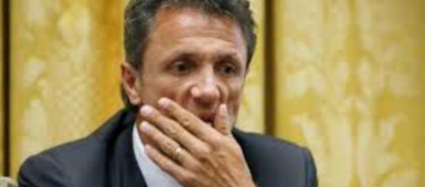 Gica Popescu, un as printre scriitori Gica Popescu, un as printre scriitori