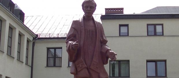 Pomnik ks. Jerzego Popiełuszki Pomnik ks. Jerzego Popiełuszki
