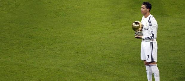 Ronaldo é o detentor do troféu Ronaldo é o detentor do troféu