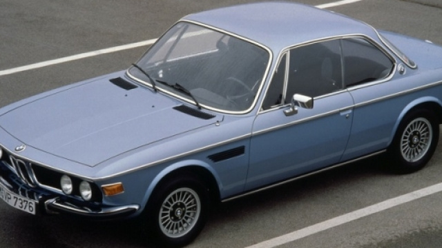 Bollo auto storiche: il momento della protesta