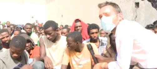 Terrore e disperazione fra i migranti in Libia