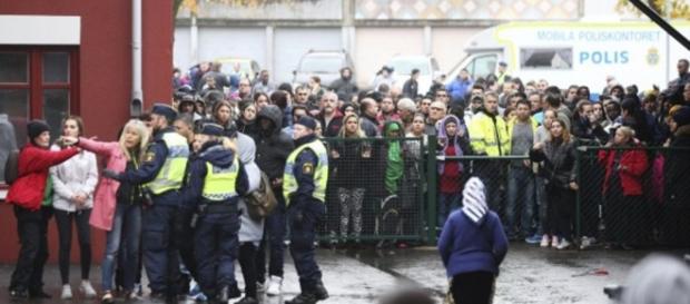 La escuela Kronan en Suecia tras la masacre La escuela Kronan en Suecia tras la masacre