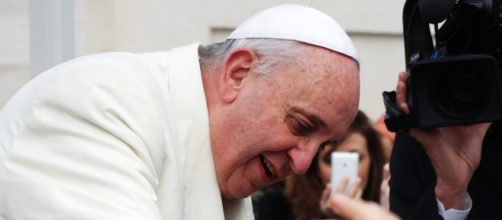 Papa Francesco e il presunto tumore benigno