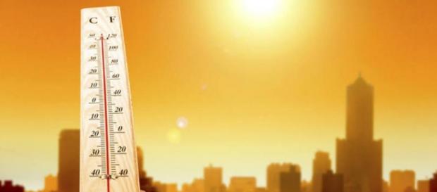 Altas temperaturas devido El Niño. Altas temperaturas devido El Niño.