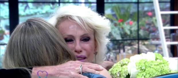 Ana Maria Braga chora após agradecimento Ana Maria Braga chora após agradecimento