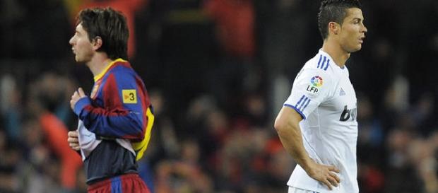 Messi y Ronaldo podrían abandonar sus equipos Messi y Ronaldo podrían abandonar sus equipos