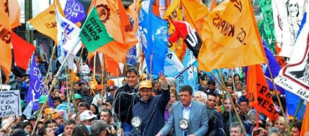 Scioli sin devaluación y a favor del empleo; Scioli sin devaluación y a favor del empleo;