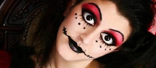 Halloween 15 Trucco Da Strega Effetto Teschio E Tendenze Per Il Make Up