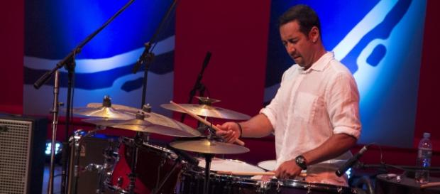 Antonio Sánchez interpretó "Meridian Suite" Antonio Sánchez interpretó "Meridian Suite"