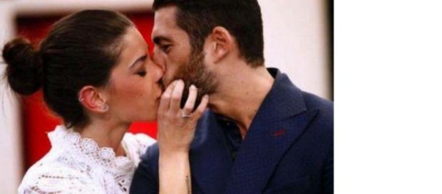 GF 14: Mary difende il suo amore per Giovanni. GF 14: Mary difende il suo amore per Giovanni.