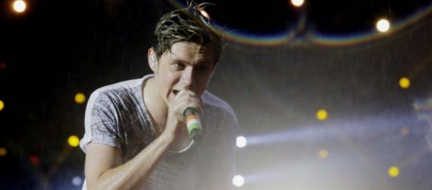 Niall Horan ficou seriamente assustado. Niall Horan ficou seriamente assustado.