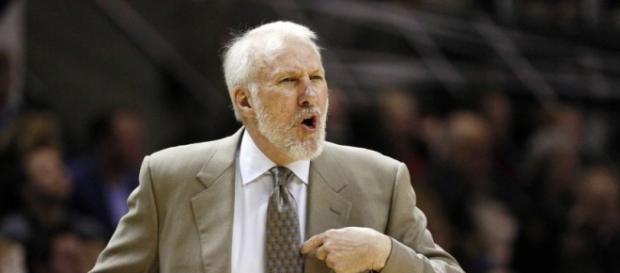 Popovich en un partido con los Spurs Popovich en un partido con los Spurs