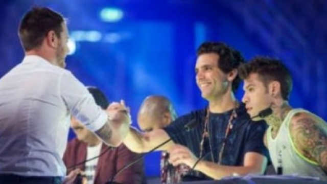 Cattelan con i giudici di X-Factor