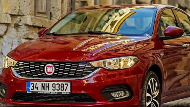 Nuova Fiat Tipo: sul web nuove foto