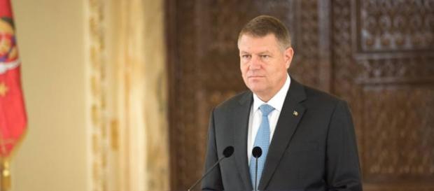 Dormi liniștit, Iohannis veghează! Dormi liniștit, Iohannis veghează!