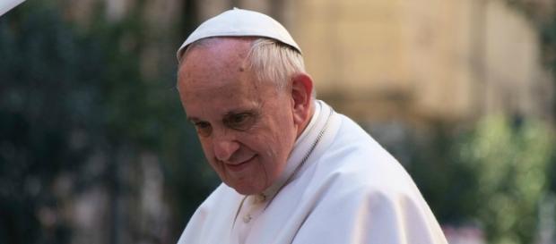 Il Papa non ha un tumore, né benigno, né maligno Il Papa non ha un tumore, né benigno, né maligno