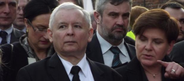 Kaczyński i Szydło stygmatyzują liberałów. Kaczyński i Szydło stygmatyzują liberałów.