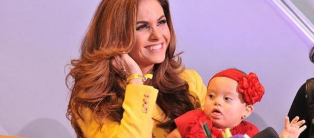 Lucero é madrinha do Teleton México Lucero é madrinha do Teleton México