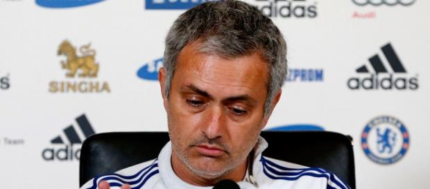 Mourinho durante una rueda de prensa Mourinho durante una rueda de prensa