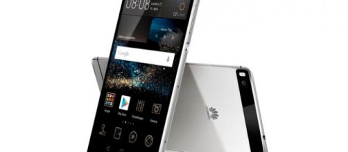 Un'immagine dello smartphone Huawei P8 Lite