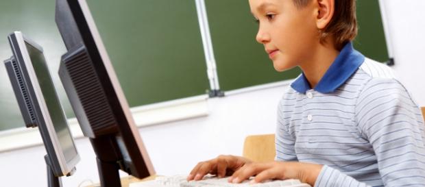 Frequently use of computer decreases study results Frequently use of computer decreases study results