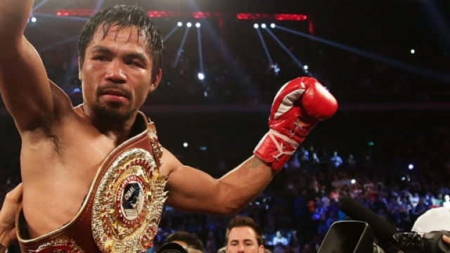 L'ex campione del mondo di boxe si ritira