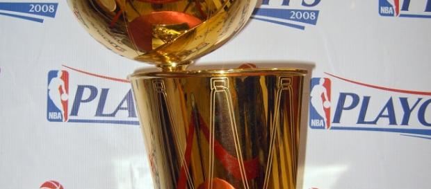 Codiciado trofeo de campeón NBA Codiciado trofeo de campeón NBA