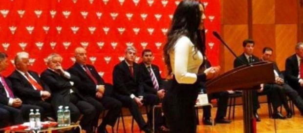 Consiliera lui Oprea este un copil minune Consiliera lui Oprea este un copil minune