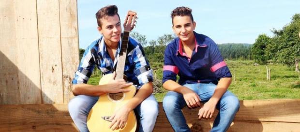 Gyan & Junior - Sertanejo de Qualidade. Gyan & Junior - Sertanejo de Qualidade.