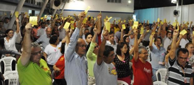 BB e Caixa decidem encerrar a greve BB e Caixa decidem encerrar a greve