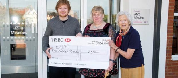 Ed Sheeran hat 500 Pfund an EACH gespendet Ed Sheeran hat 500 Pfund an EACH gespendet