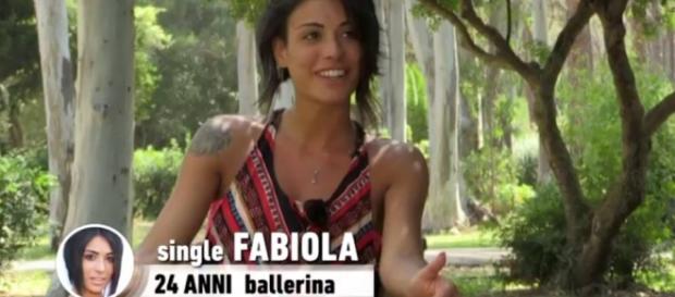 Fabiola Cimminella a Uomini e Donne Fabiola Cimminella a Uomini e Donne