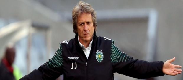 Jorge Jesus lança duras críticas ao Benfica. Jorge Jesus lança duras críticas ao Benfica.