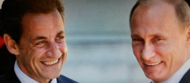Sarkozy et Poutine complices sur le dossier syrien Sarkozy et Poutine complices sur le dossier syrien