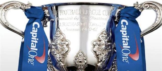 Trofeo al vencedor de la Capital One Cup Trofeo al vencedor de la Capital One Cup
