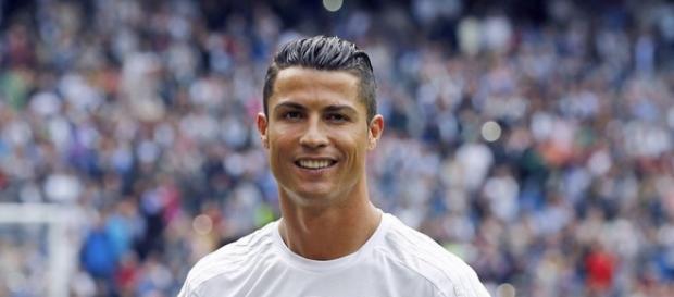 Welche Position spielt Cristiano Ronaldo bei Real? Welche Position spielt Cristiano Ronaldo bei Real?